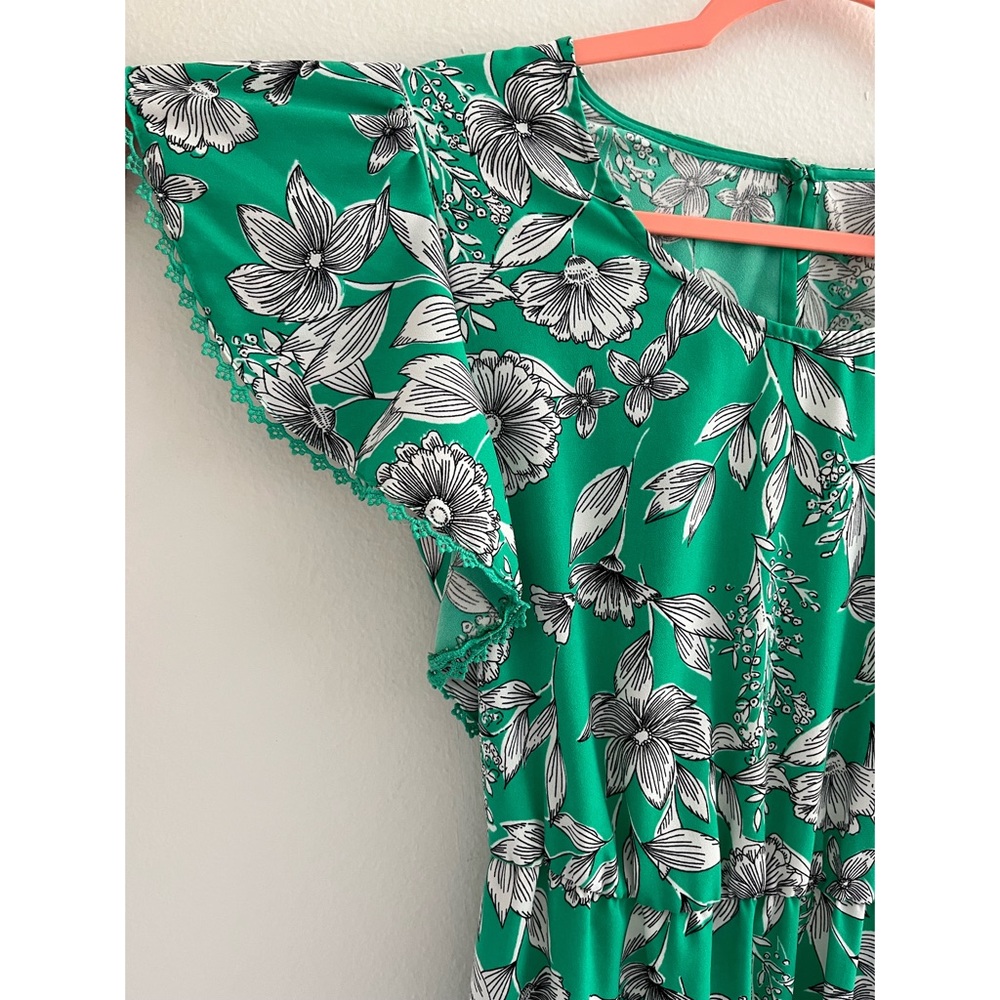 a new day • Green‎ with White Floral Dress